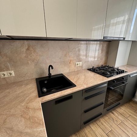 Lovely Apartment Tbilisi Exteriör bild
